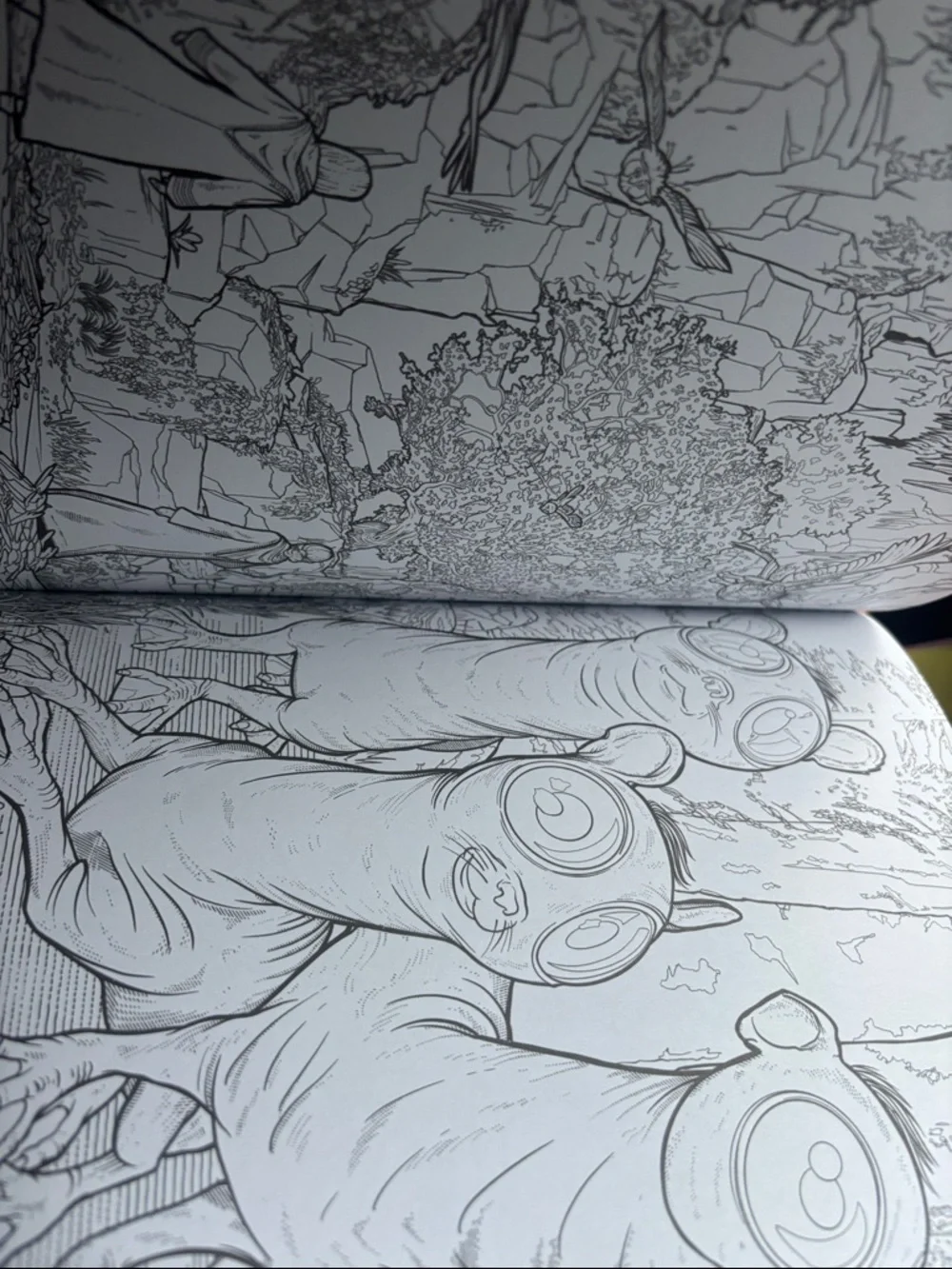 Hogwarts Legacy Official Coloring Book - White & Gold Accents